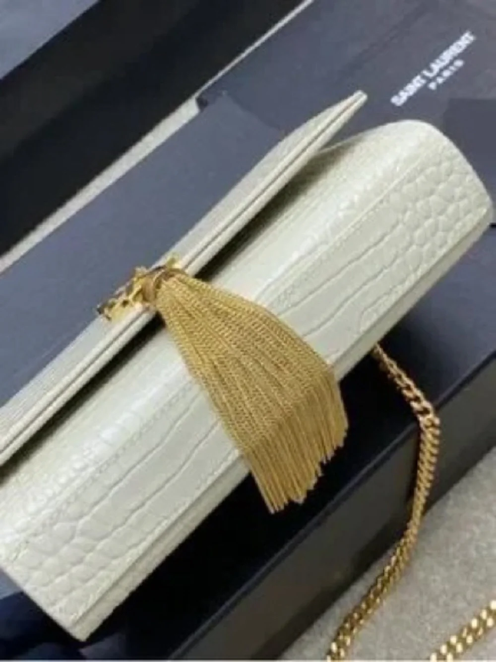 ✨ Yves Saint Laurent White Handbag